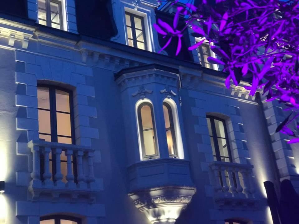 Le Magic Hôtel&Spa Vitré Exterior foto